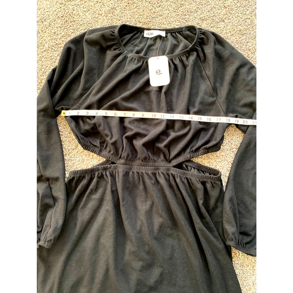 Elodie Black Dress with Scoop Neck and Side Cutouts - Large - Picture 2 of 3